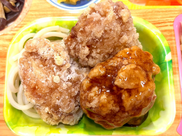 自慢の鶏唐揚げ